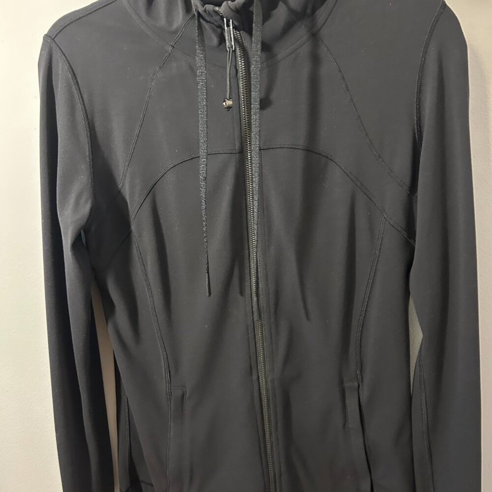 Lululemon Define Hooded Jacket – Black, Size 6 (Like New)